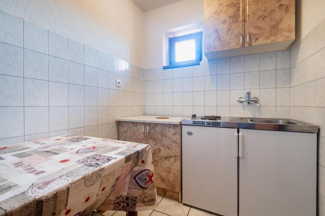 Apartments Mira Neum Exterior photo